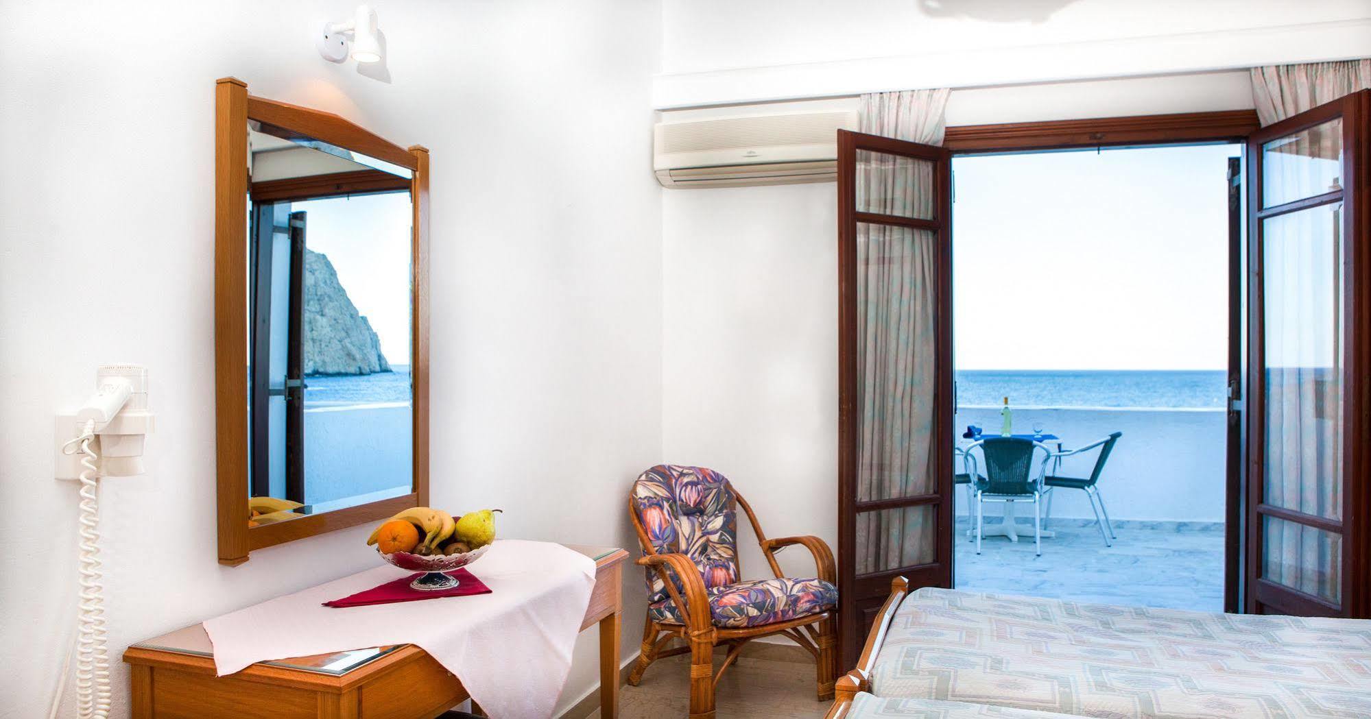 Irini'S Rooms Fteoura Kamári Exterior foto