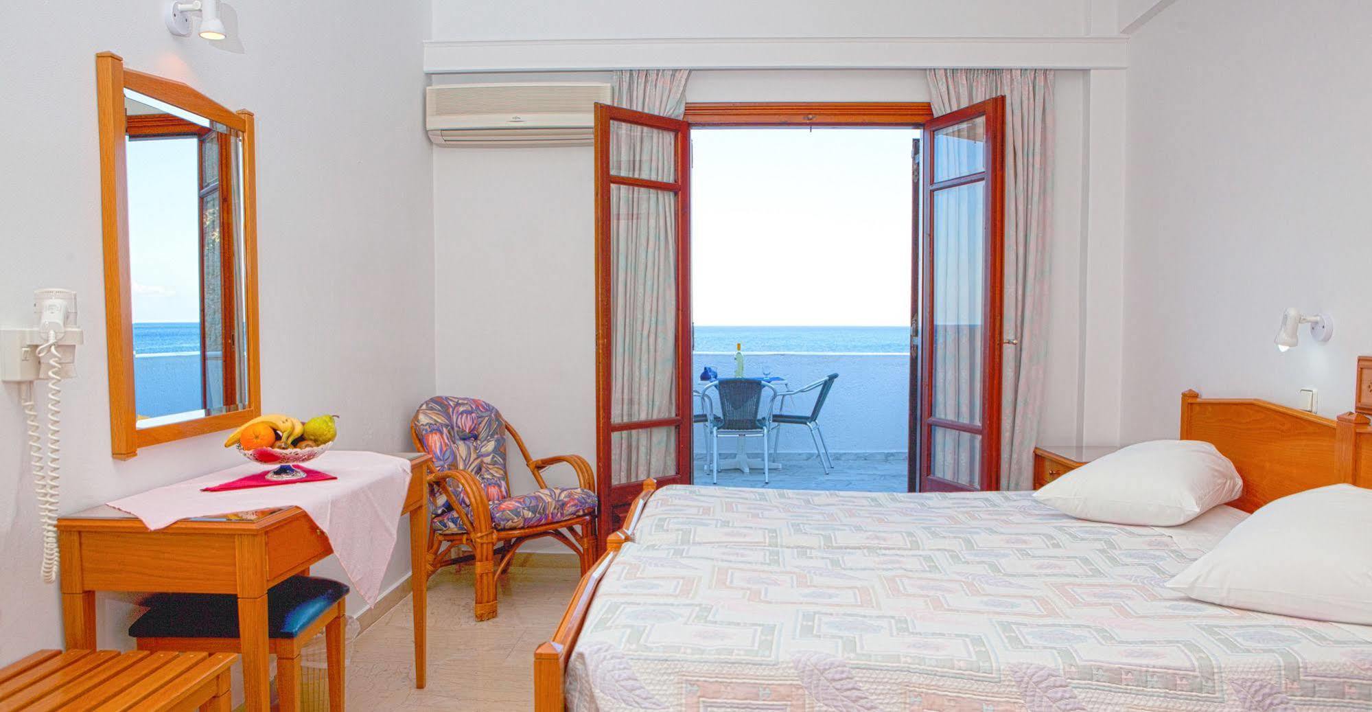Irini'S Rooms Fteoura Kamári Exterior foto