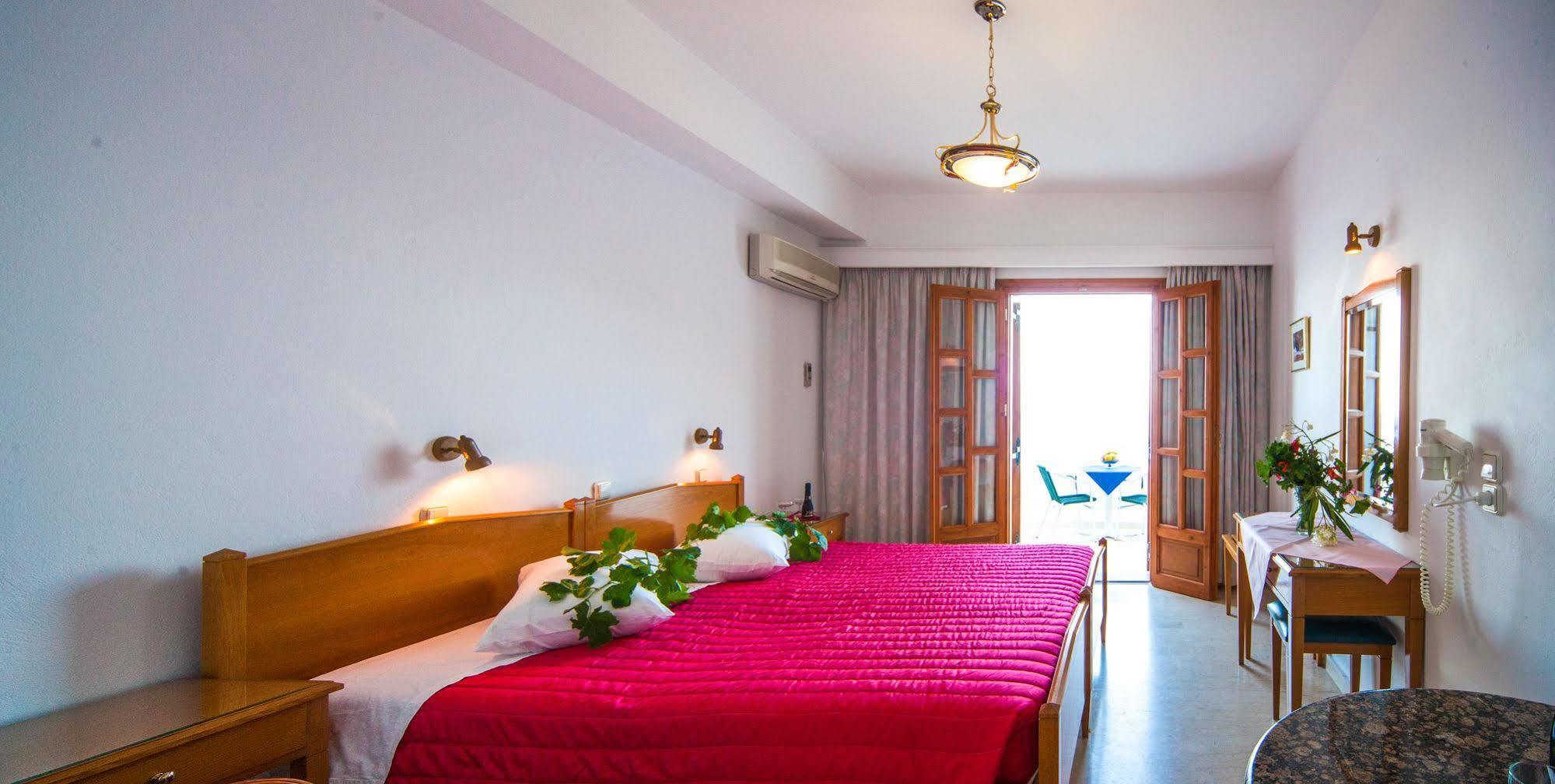 Irini'S Rooms Fteoura Kamári Exterior foto